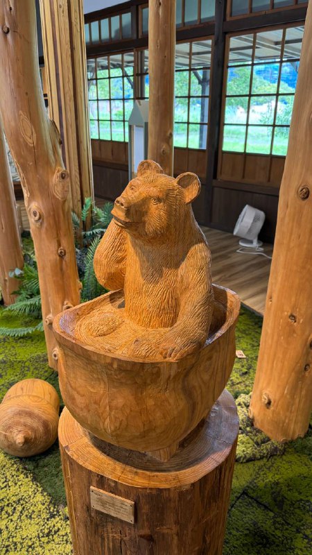 趁著週末來了趟宜蘭走走，感謝女朋友的精心安排一個偽露營行程，住了一個有泳池的露營車營區 😂雖然原本用意好像是希望我不要繼續沈迷在網路中，但好像還是沒辦法 